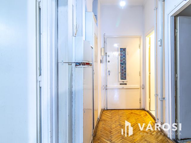 11. kerületben dupla erkélyes, 95m²-es, 1. emeleti lakás