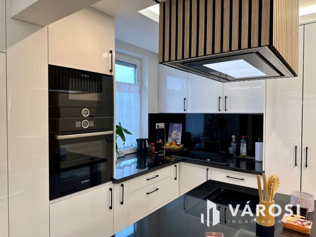 EGYETEMHEZ közel 70 m²-es SZUPER LAKÁS KIADÓ DEBRECENBEN!